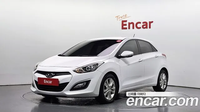 Hyundai i30 2015 — photo 1
