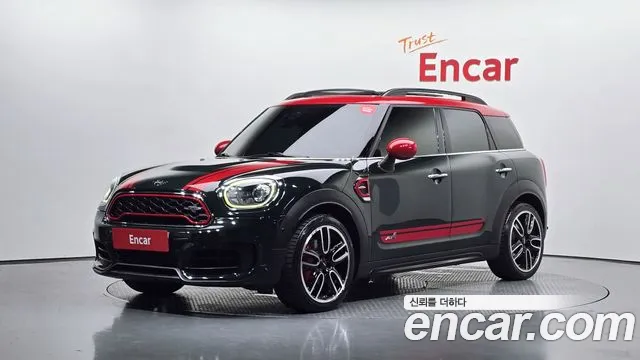 Mini Countryman 2019 — photo 1