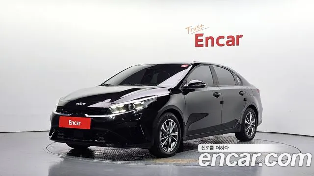 Kia K3 2023 — photo 1