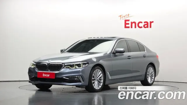 BMW 5-Series 2020 — photo 1