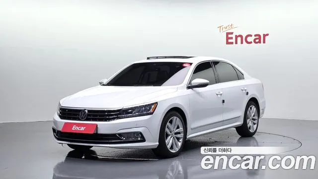 Volkswagen Passat 2018 — photo 1