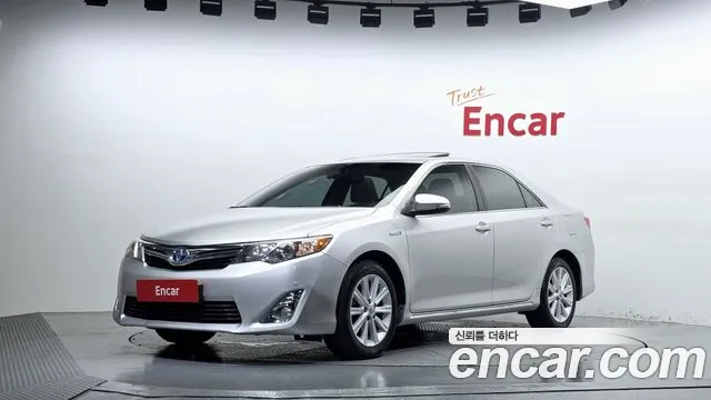 Toyota Camry 2013 — photo 1
