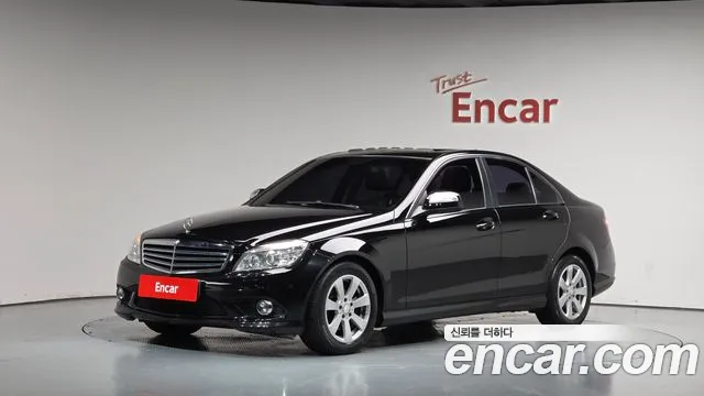 Mercedes-Benz C-Class 2009 — photo 1