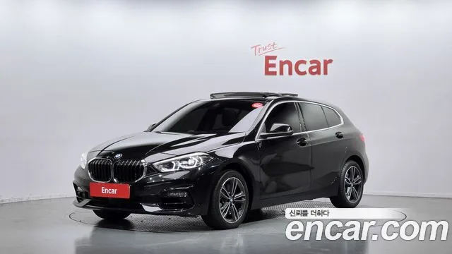 BMW 1-Series 2024 — photo 1