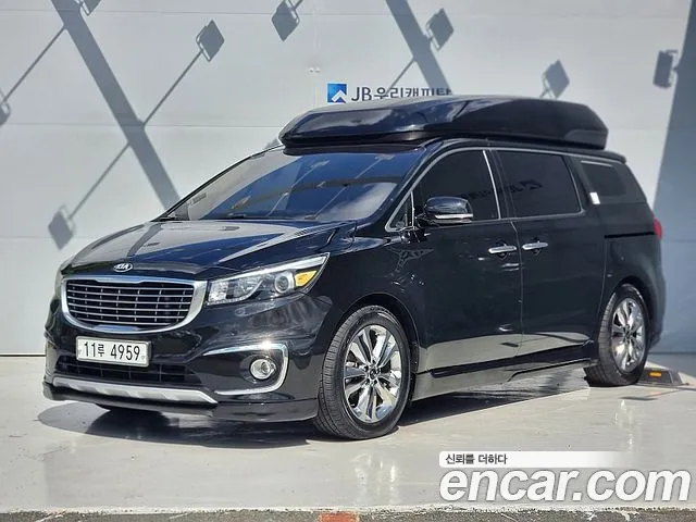 Kia Canival 2015 — photo 1