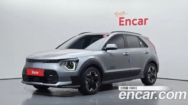 Kia Niro 2024 — photo 1