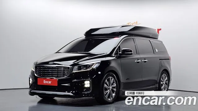 Kia Canival 2019 — photo 1