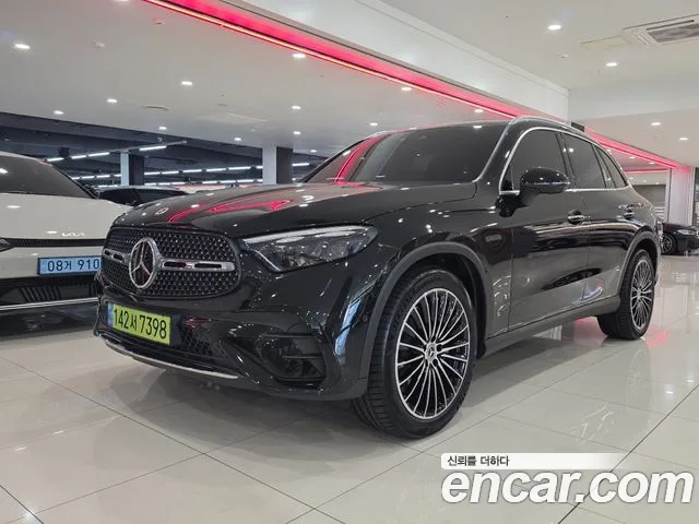 Mercedes-Benz GLC-Class 2026 — photo 1
