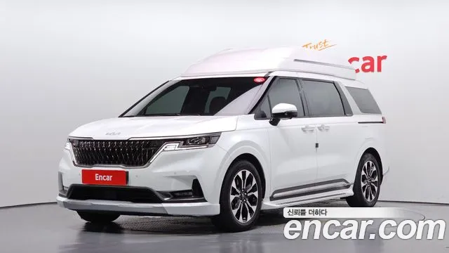 Kia Canival 2022 — photo 1