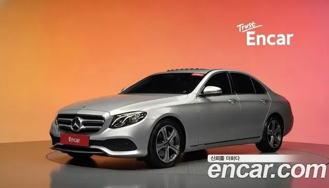 Mercedes-Benz E-Class 2019 — photo 1