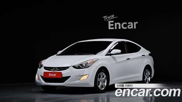 Hyundai AVANTE 2013 — photo 1