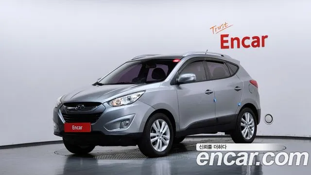 Hyundai Tucson 2011 — photo 1