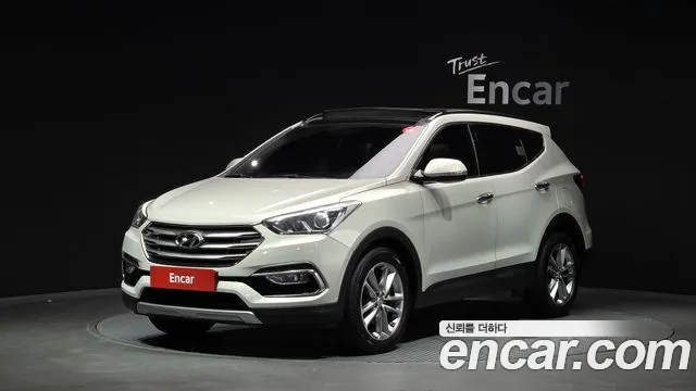 Hyundai Santafe 2016 — photo 1