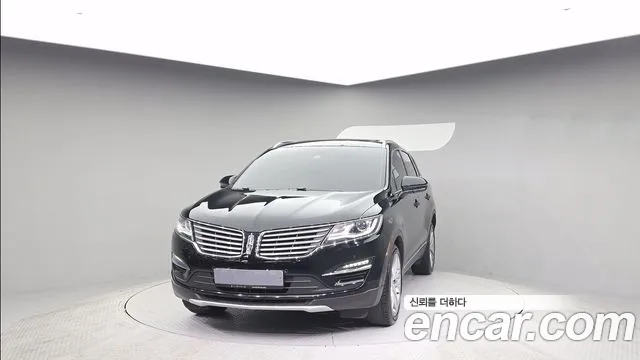Lincoln MKC 2017 — photo 1