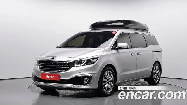 Kia Canival 2015 — photo 1