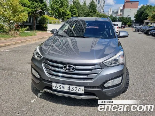 Hyundai Santafe 2015 — photo 1