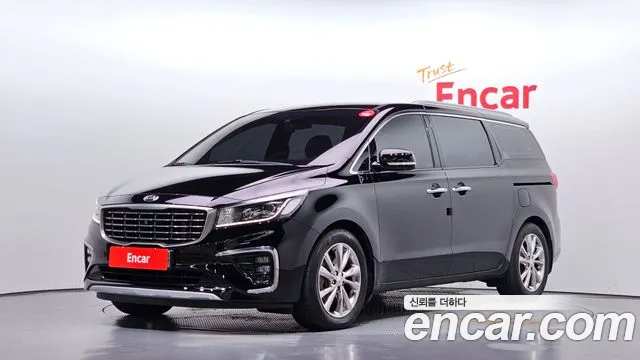 Kia Canival 2019 — photo 1