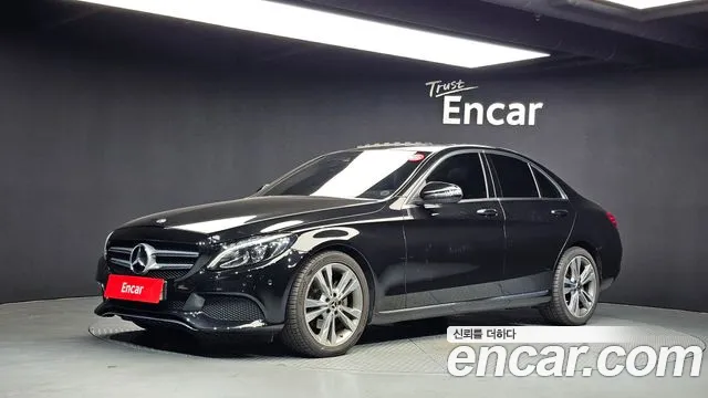 Mercedes-Benz C-Class 2017 — photo 1