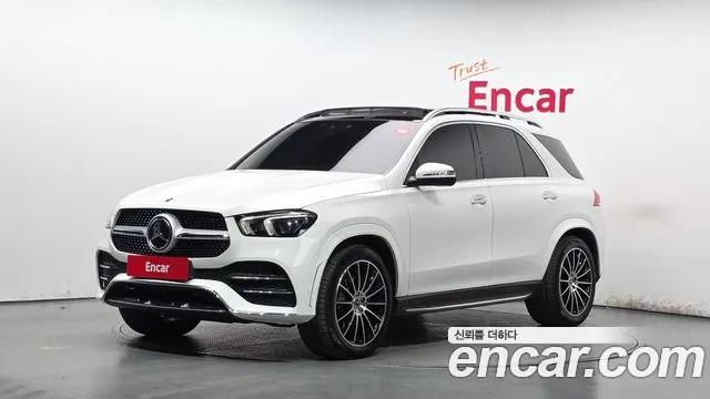Mercedes-Benz GLE-Class 2023 — photo 1