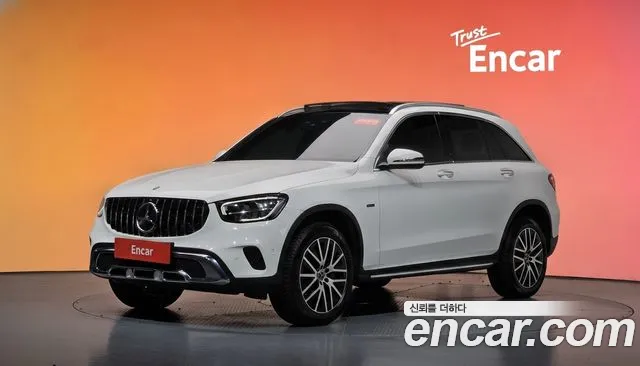 Mercedes-Benz GLC-Class 2021 — photo 1