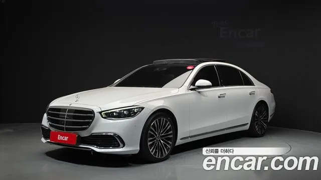 Mercedes-Benz S-Class 2024 — photo 1