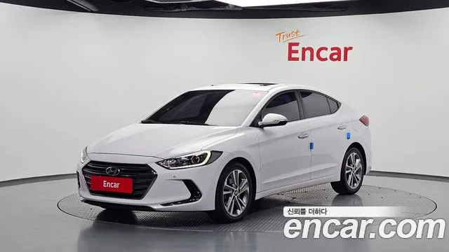 Hyundai AVANTE 2018 — photo 1