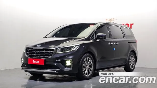 Kia Canival 2019 — photo 1