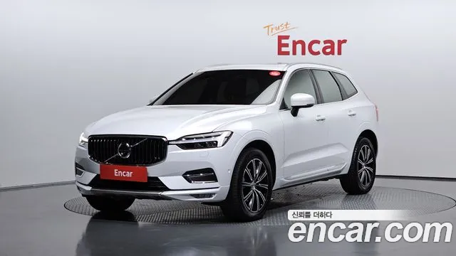 Volvo XC60 2021 — photo 1