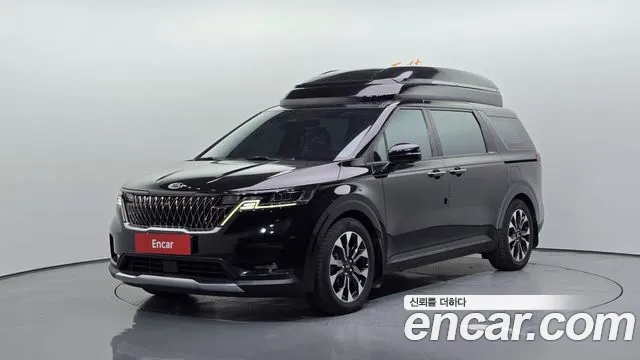 Kia Canival 2021 — photo 1