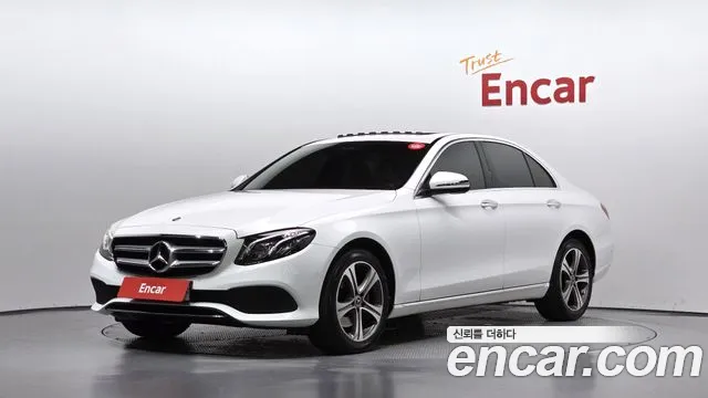 Mercedes-Benz E-Class 2019 — photo 1