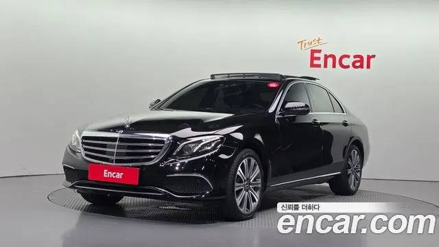 Mercedes-Benz E-Class 2020 — photo 1