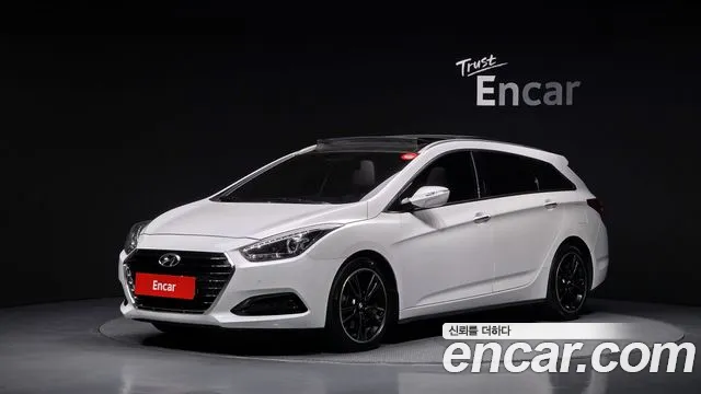 Hyundai i40 2017 — photo 1