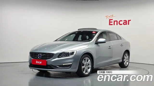 Volvo S60 2017 — photo 1