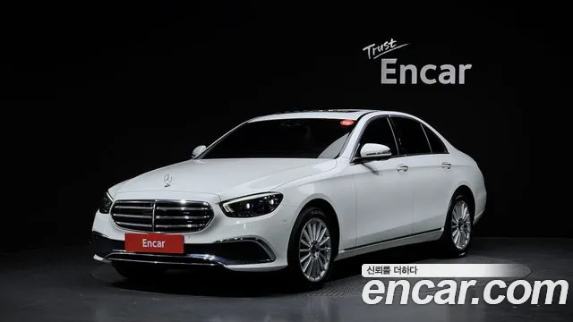 Mercedes-Benz E-Class 2021 — photo 1