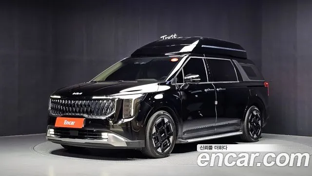 Kia Canival 2025 — photo 1