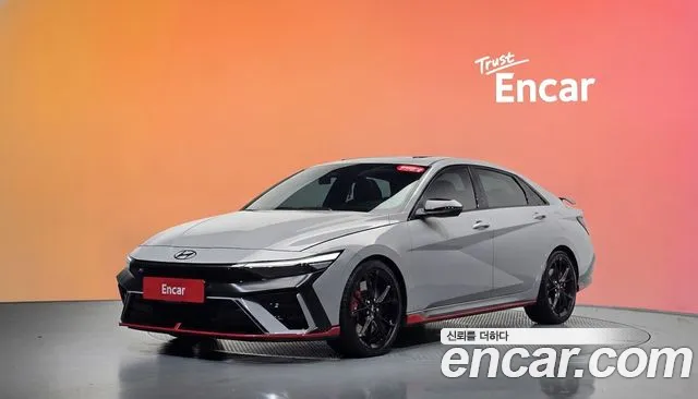Hyundai AVANTE 2024 — photo 1