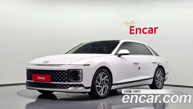 Hyundai Grandeur 2023 — photo 1