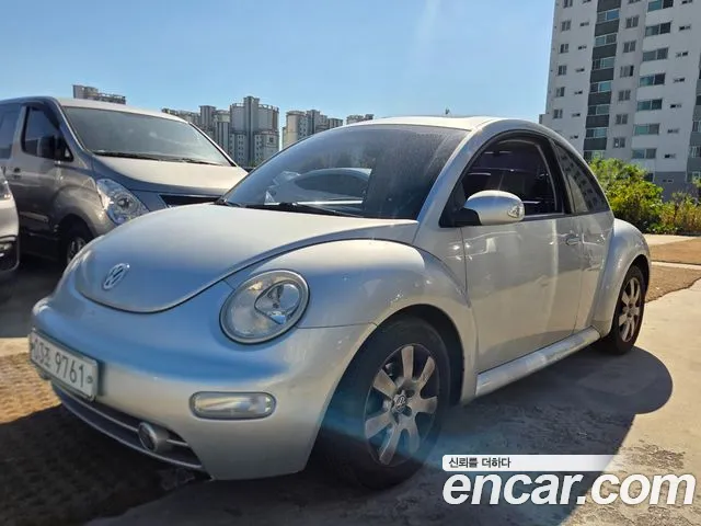 Volkswagen Beatle 2004 — photo 1