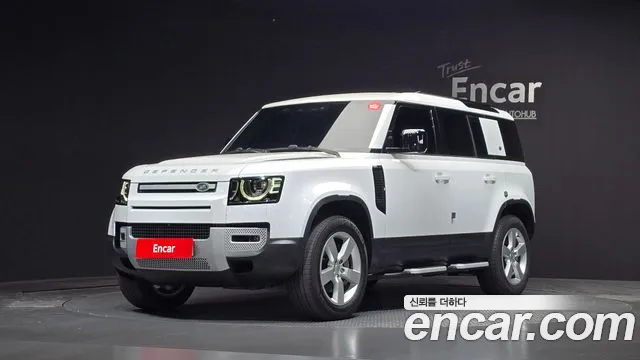 Land Rover Defender 2023 — photo 1