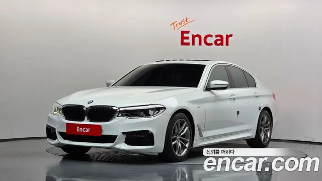 BMW 5-Series 2020 — photo 1
