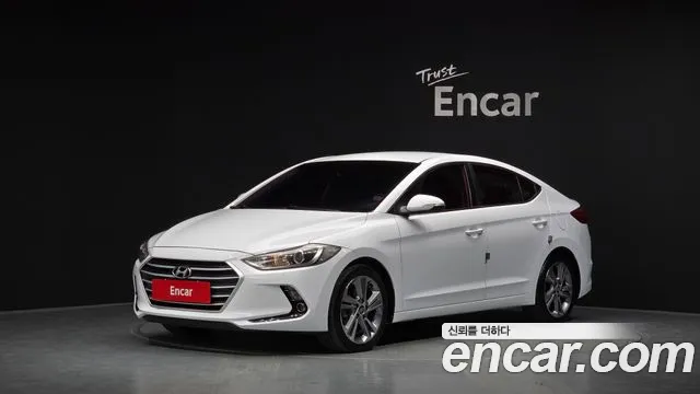 Hyundai AVANTE 2017 — photo 1