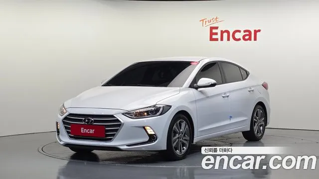 Hyundai AVANTE 2017 — photo 1