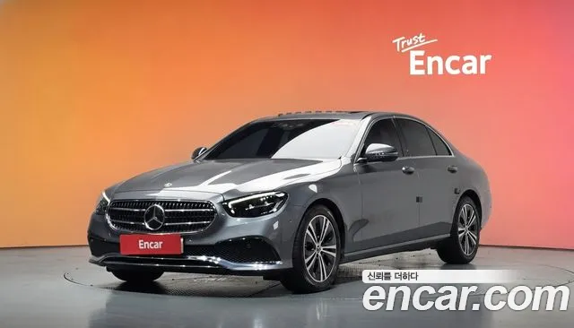 Mercedes-Benz E-Class 2021 — photo 1