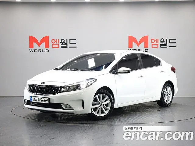 Kia K3 2016 — photo 1