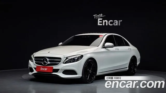 Mercedes-Benz C-Class 2018 — photo 1