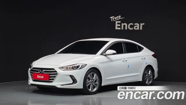 Hyundai AVANTE 2018 — photo 1