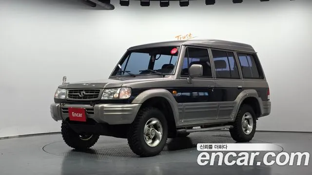 Hyundai Galloper 1999 — photo 1