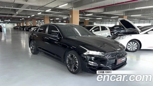 Kia K5 2022 — photo 1