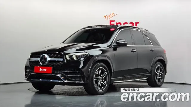 Mercedes-Benz GLE-Class 2021 — photo 1