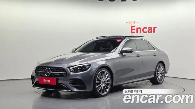 Mercedes-Benz E-Class 2021 — photo 1